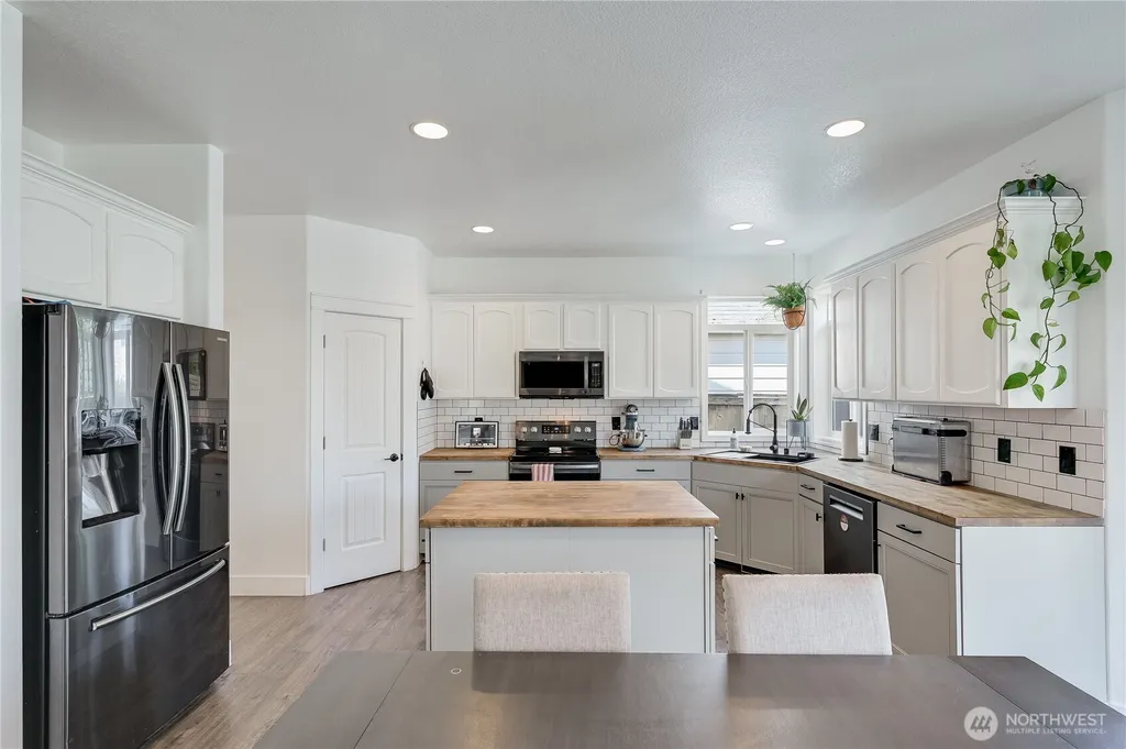 4003 NE 165th Place Vancouver WA 98682