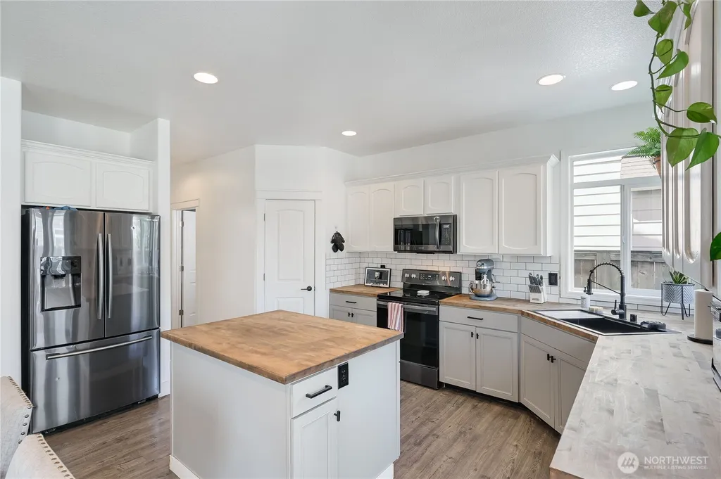 4003 NE 165th Place Vancouver WA 98682
