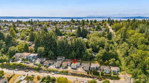 5423 31st Avenue SW Seattle WA 98126