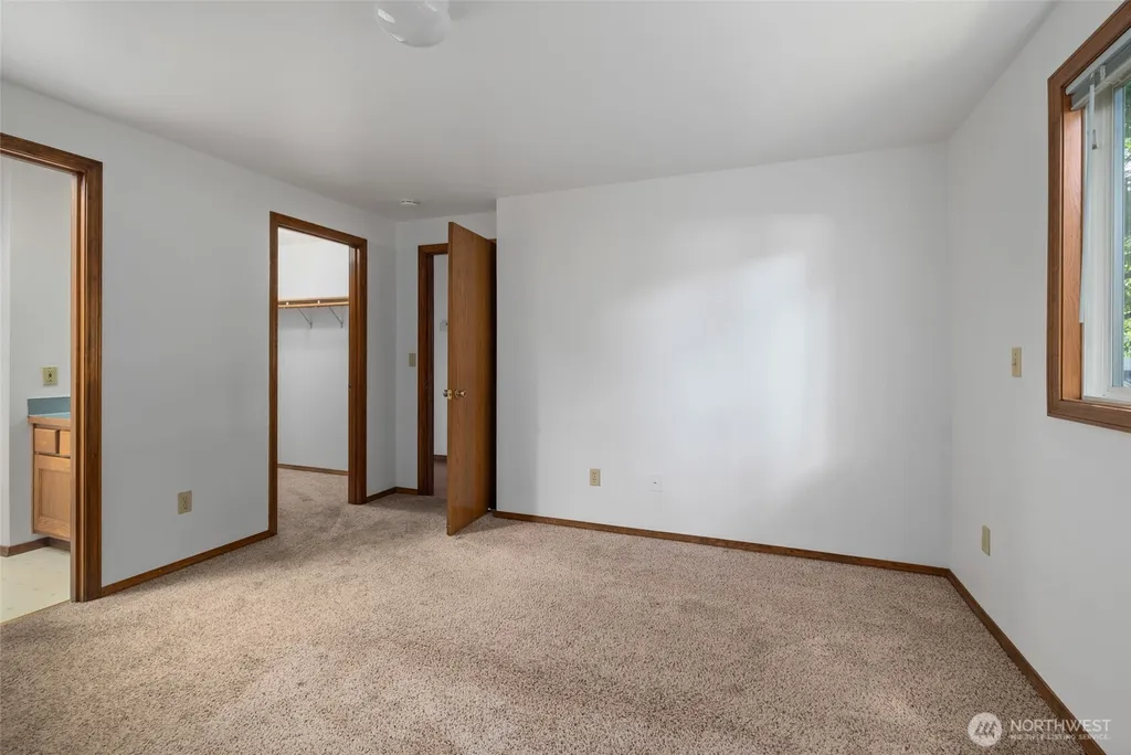 2165 Norman Drive Oak Harbor WA 98277