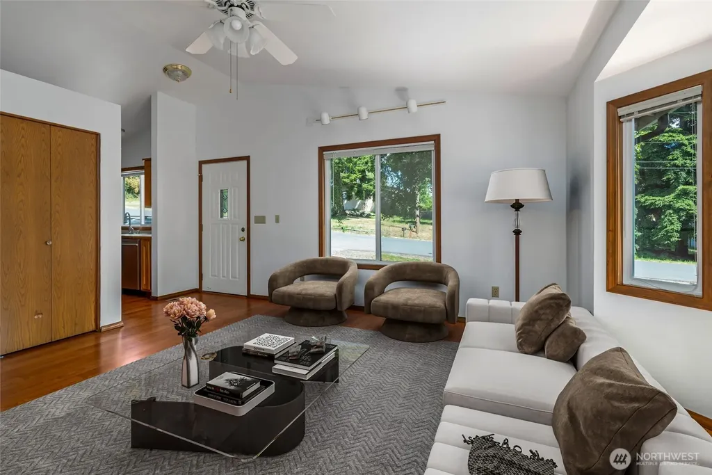 2165 Norman Drive Oak Harbor WA 98277