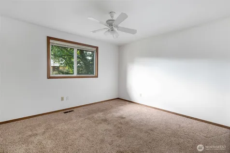 2165 Norman Drive Oak Harbor WA 98277