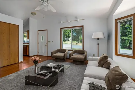 2165 Norman Drive Oak Harbor WA 98277