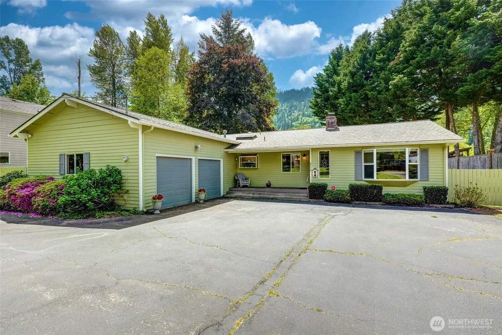 975 Front Street S Issaquah WA 98027