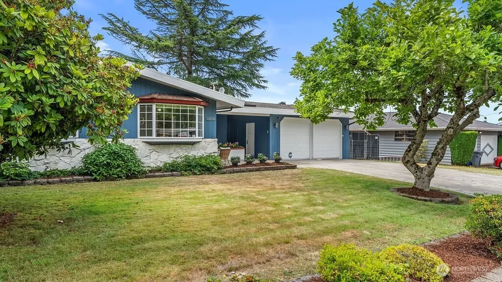 5059 116th Avenue SE Bellevue WA 98006