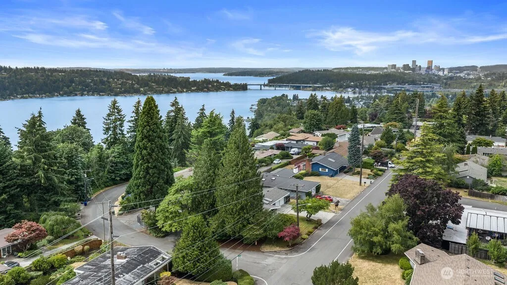 5059 116th Avenue SE Bellevue WA 98006