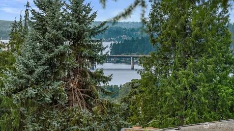 5059 116th Avenue SE Bellevue WA 98006