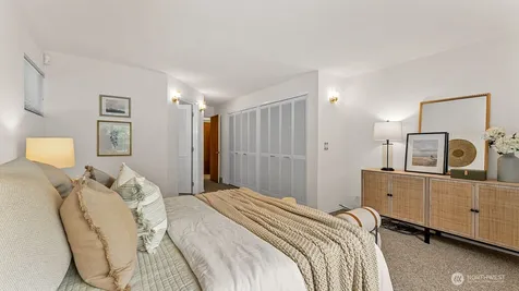 5059 116th Avenue SE Bellevue WA 98006