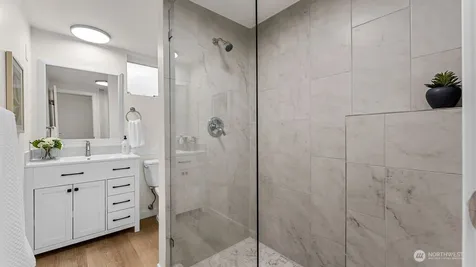 5059 116th Avenue SE Bellevue WA 98006