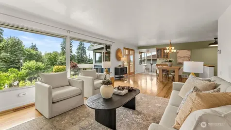 5059 116th Avenue SE Bellevue WA 98006