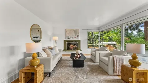 5059 116th Avenue SE Bellevue WA 98006