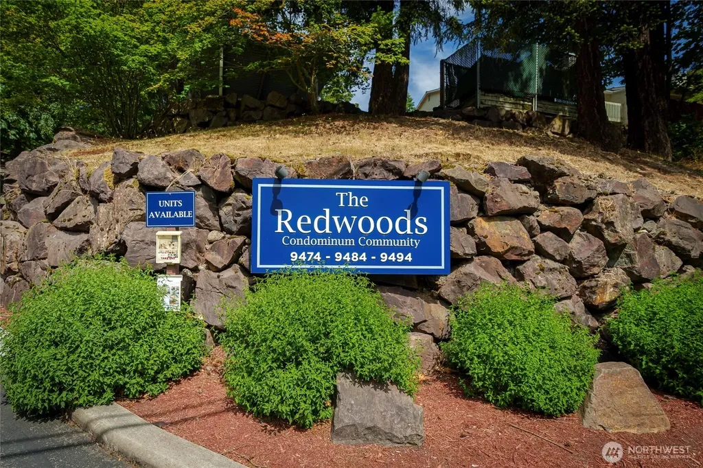 9474 Redmond-woodinville Road NE Redmond WA 98052