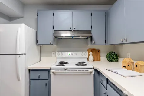9474 Redmond-woodinville Road NE Redmond WA 98052