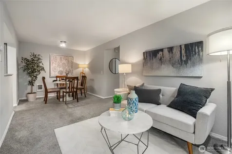 9474 Redmond-woodinville Road NE Redmond WA 98052