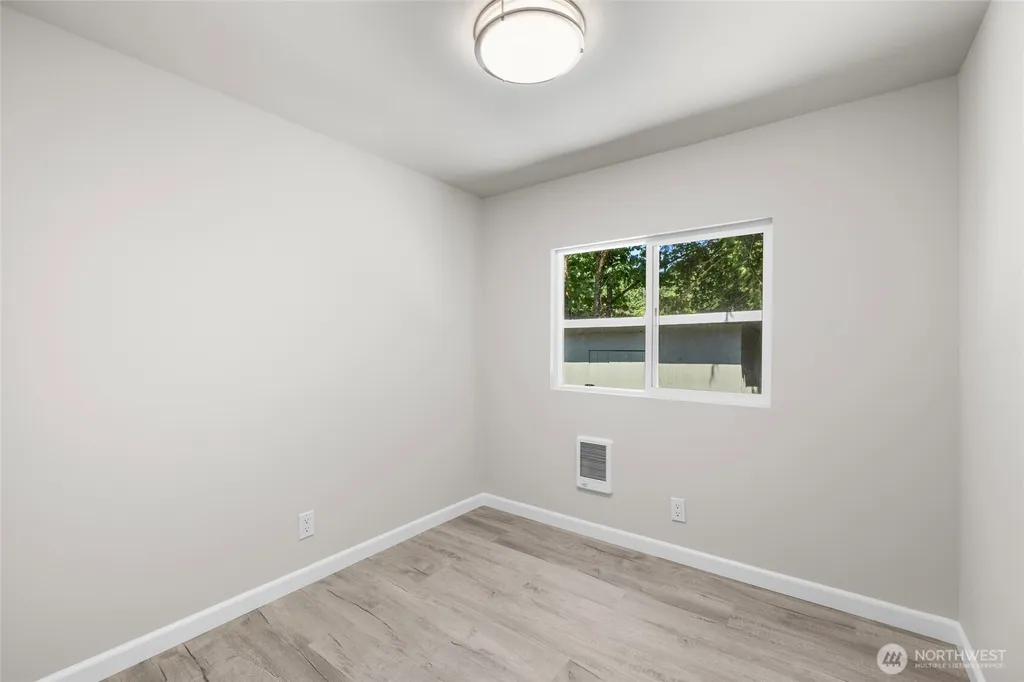 42129 Pine Street Concrete WA 98237
