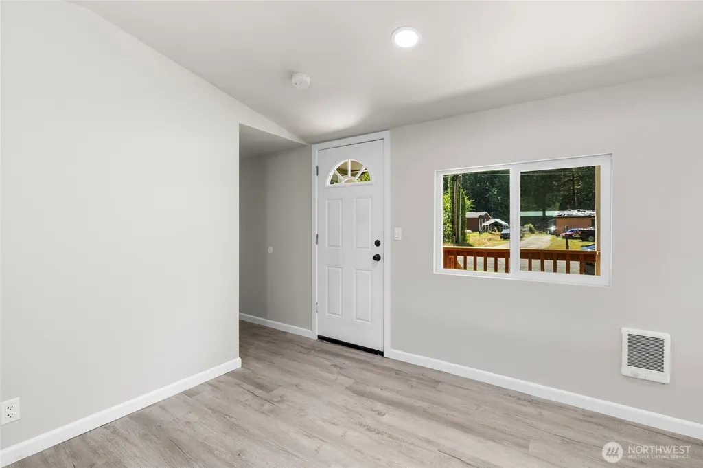 42129 Pine Street Concrete WA 98237