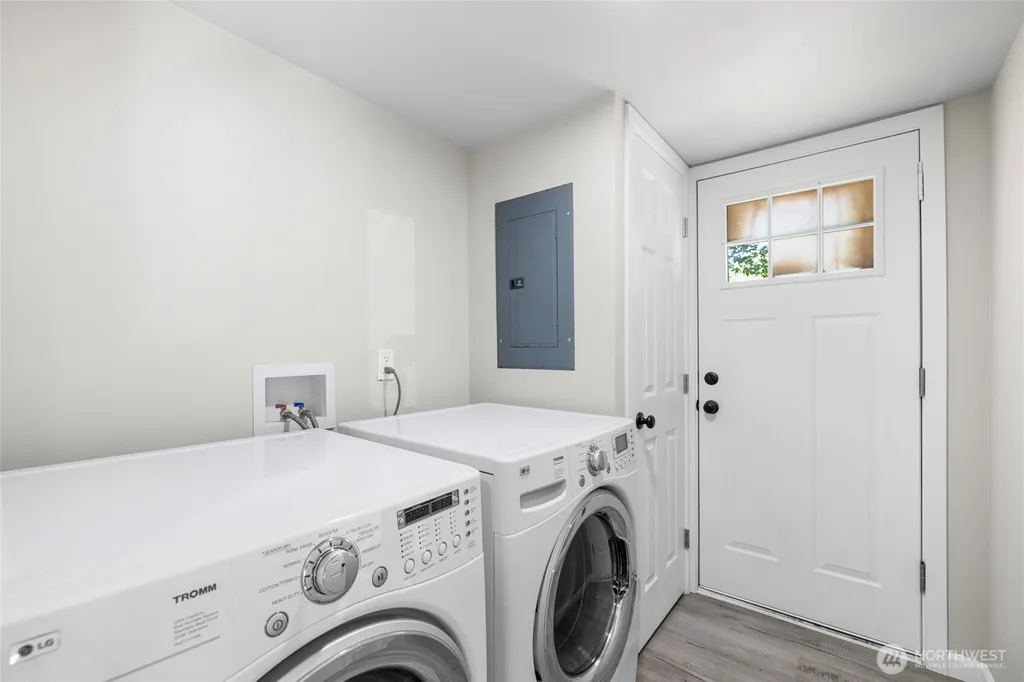 42129 Pine Street Concrete WA 98237