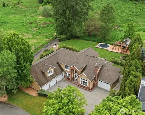 4511 238th Place SE Sammamish WA 98029