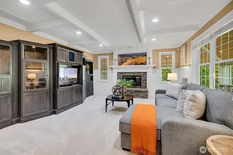 4511 238th Place SE Sammamish WA 98029