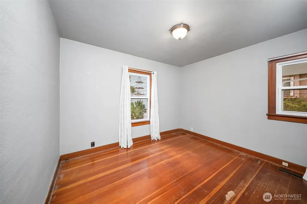 301 NW Benton Avenue Winlock WA 98596