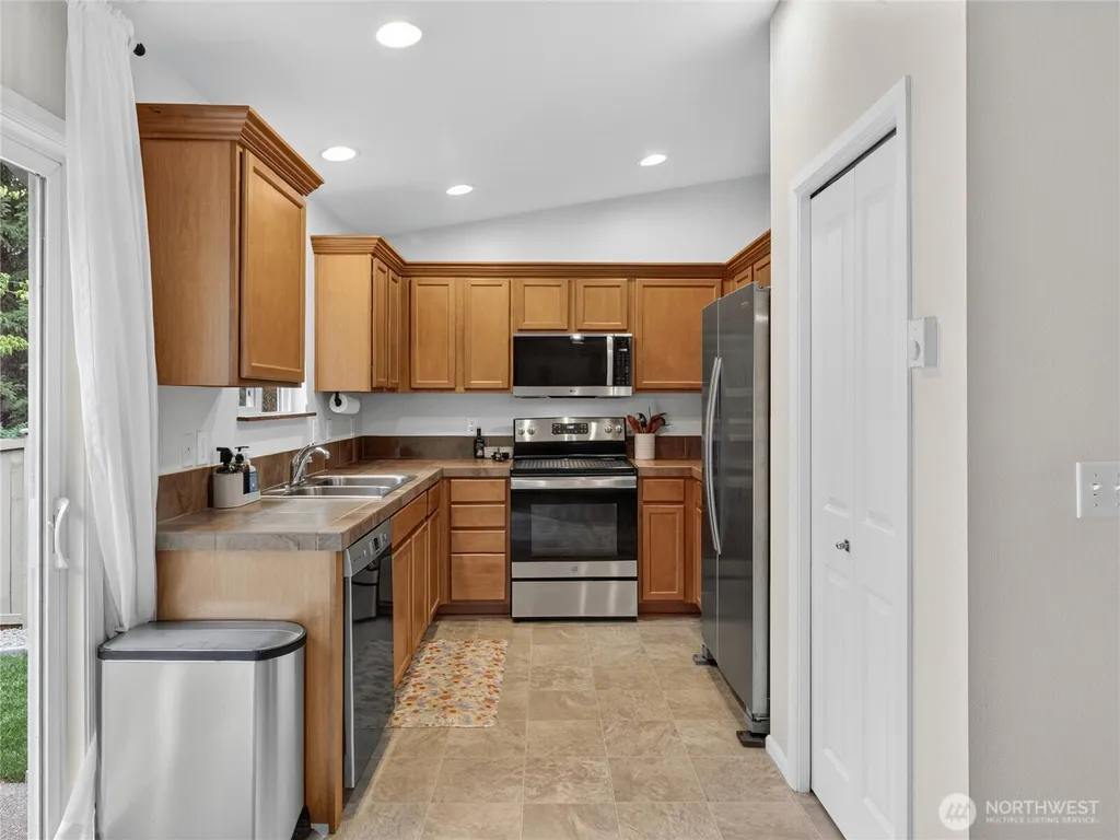 5435 57th Loop SE Lacey WA 98503