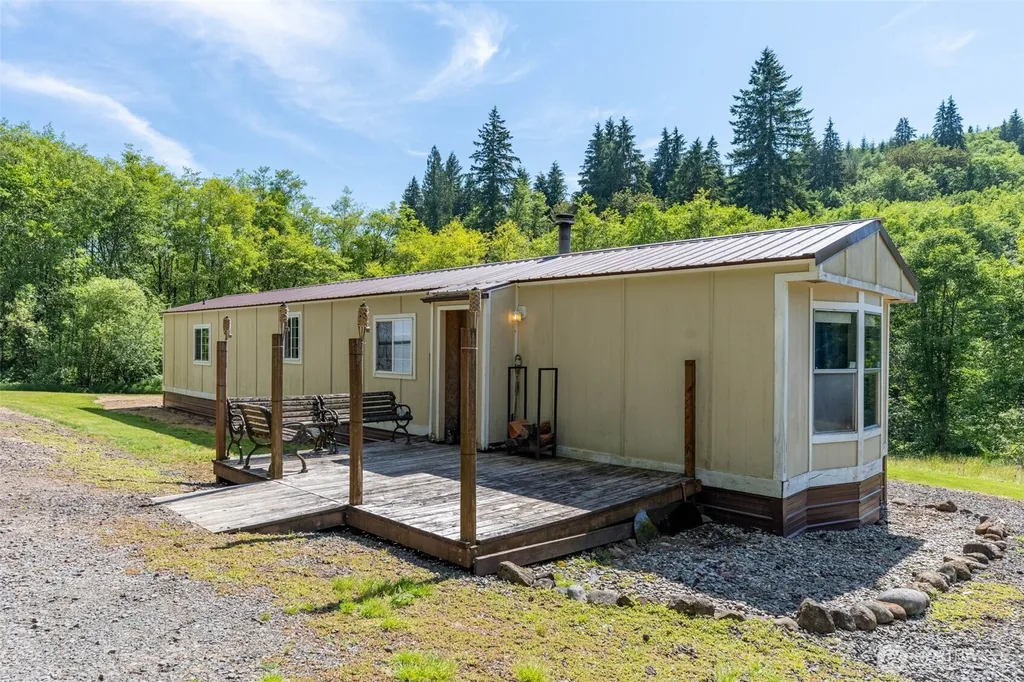 461 Kjesbu Road Silver Creek WA 98585