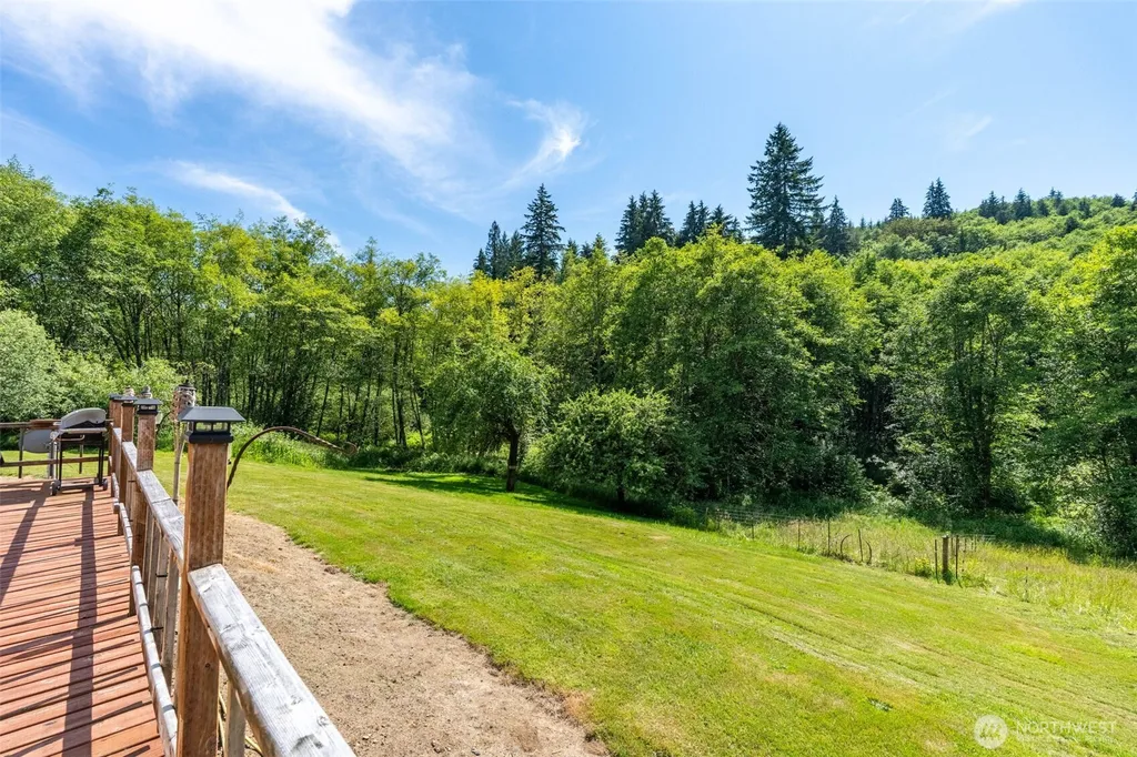 461 Kjesbu Road Silver Creek WA 98585