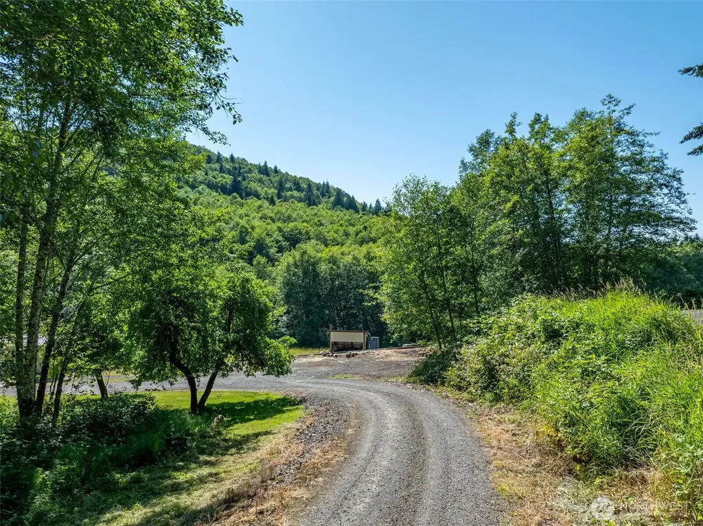 461 Kjesbu Road Silver Creek WA 98585
