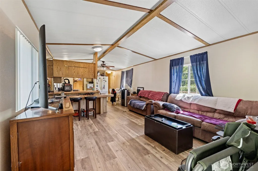 461 Kjesbu Road Silver Creek WA 98585