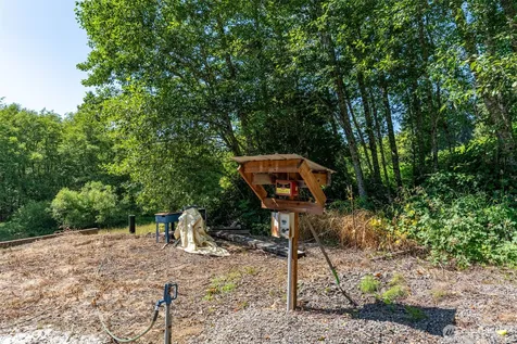 461 Kjesbu Road Silver Creek WA 98585