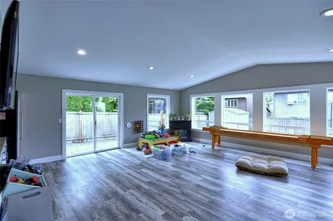 1008 87th Avenue SE Lake Stevens WA 98258