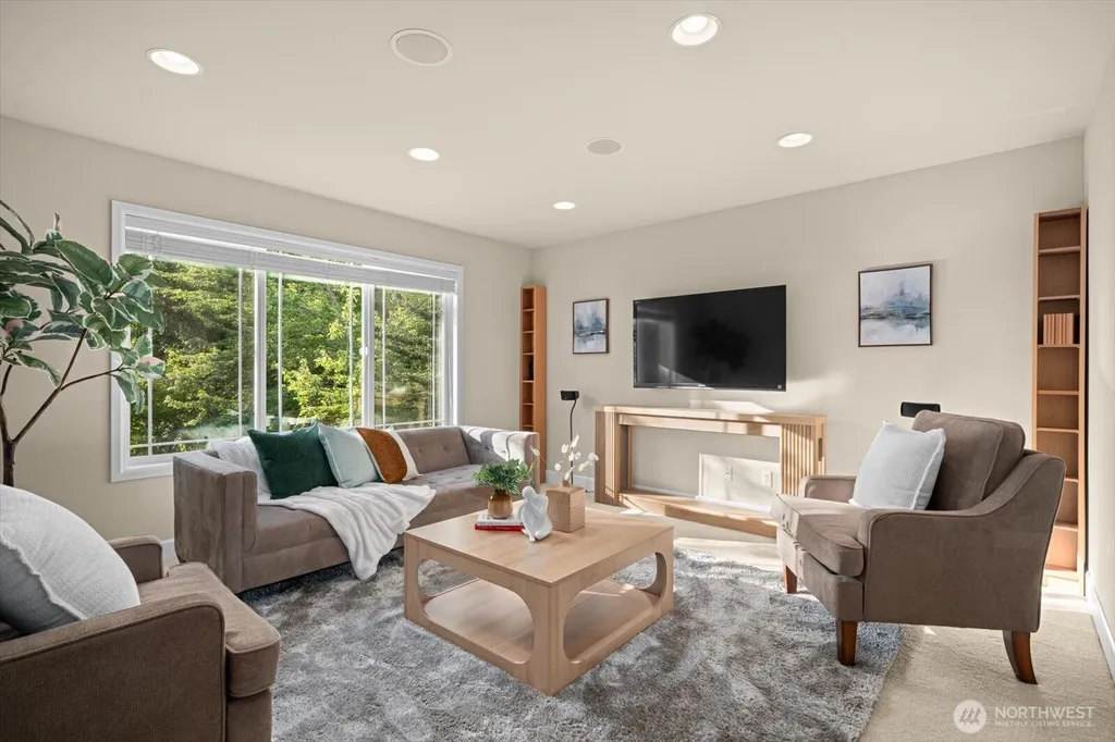 34823 SE Moffat Street Snoqualmie WA 98065