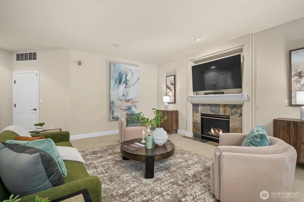 34823 SE Moffat Street Snoqualmie WA 98065