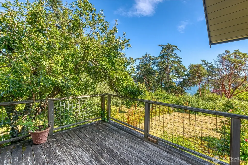 136 Myers Orcas Island WA 98245