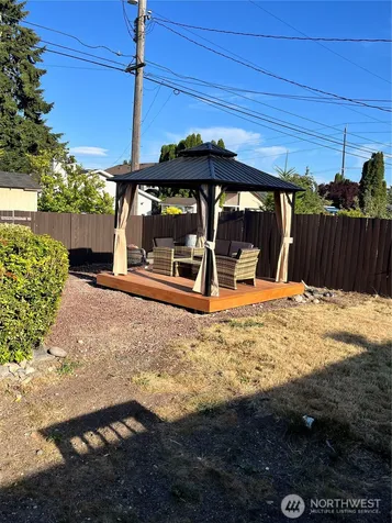 1821 N Bennett Street Tacoma WA 98406