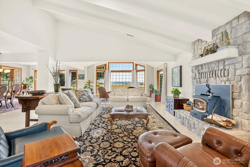 2288 Skycrest Drive Coupeville WA 98239