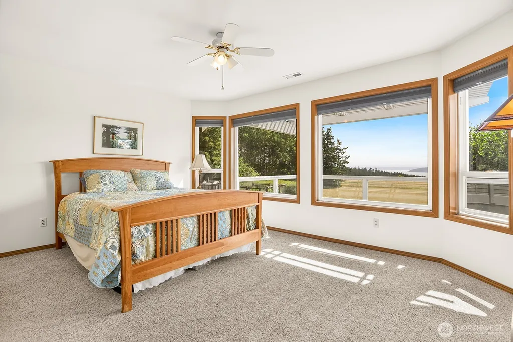 2288 Skycrest Drive Coupeville WA 98239