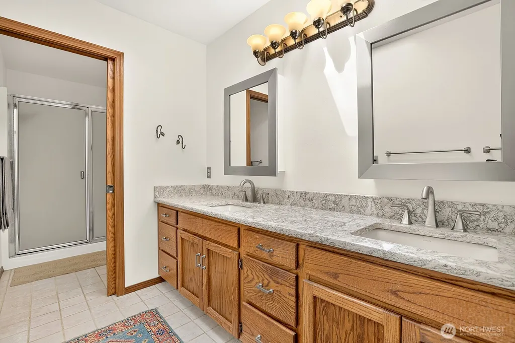 2288 Skycrest Drive Coupeville WA 98239