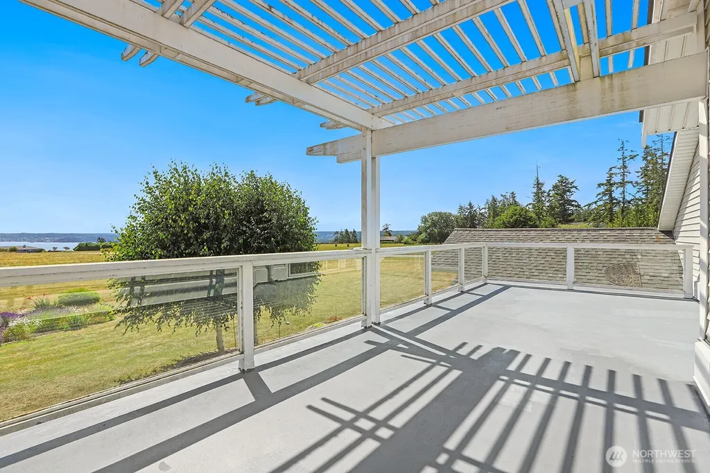 2288 Skycrest Drive Coupeville WA 98239