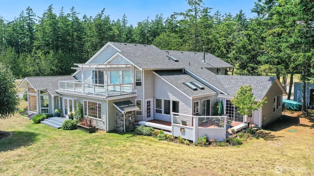 2288 Skycrest Drive Coupeville WA 98239
