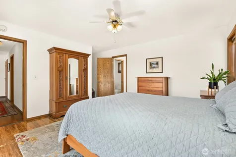2288 Skycrest Drive Coupeville WA 98239