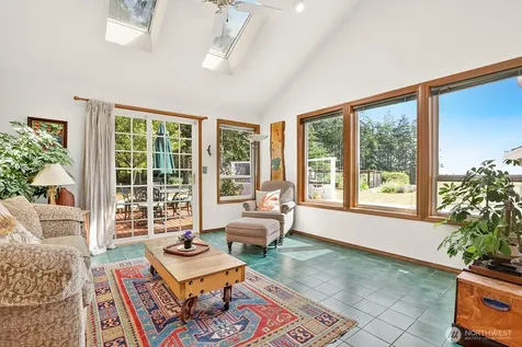 2288 Skycrest Drive Coupeville WA 98239