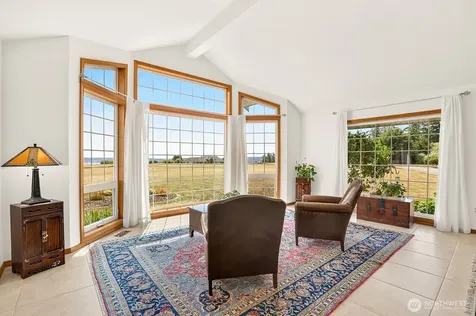 2288 Skycrest Drive Coupeville WA 98239