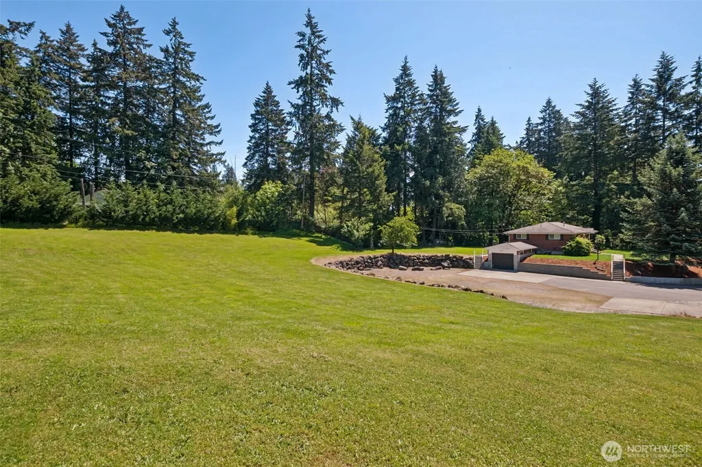 8016 Pacific Highway S Federal Way WA 98003