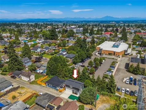 1711 12th Street Everett WA 98201