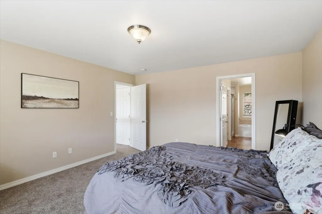 2132 W Honeysett Road Wenatchee WA 98801