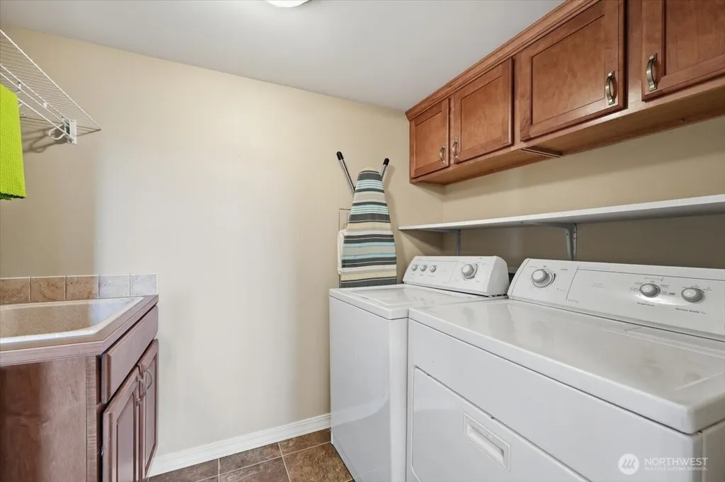 2132 W Honeysett Road Wenatchee WA 98801