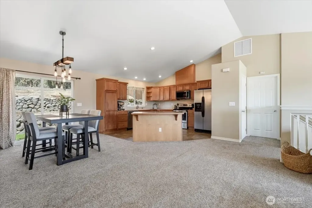2132 W Honeysett Road Wenatchee WA 98801