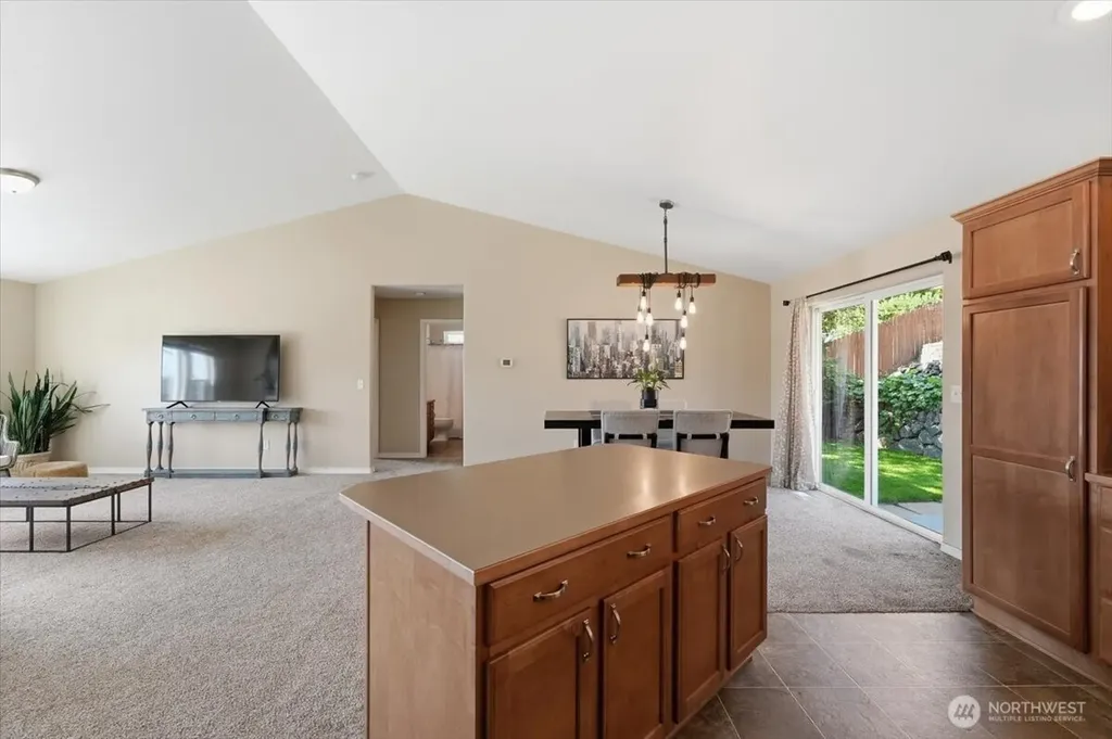 2132 W Honeysett Road Wenatchee WA 98801