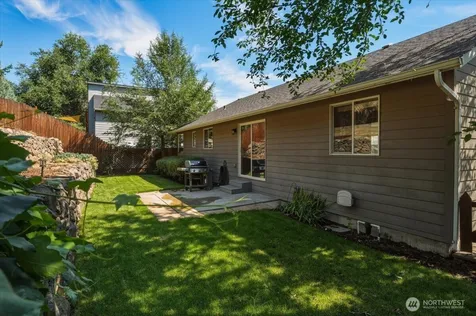 2132 W Honeysett Road Wenatchee WA 98801